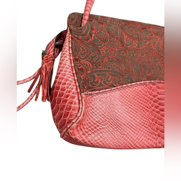 Vintage y2k HYPE alligator tote purse bag with embroidery front - Picture 2 of 12